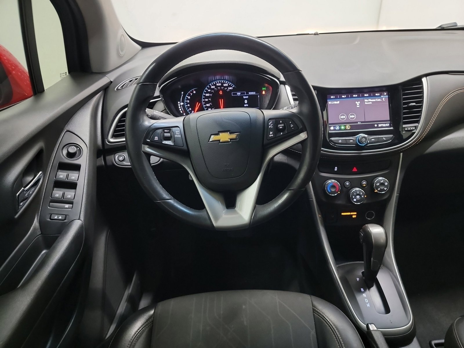 Used 2020 Chevrolet Trax LT w/ Driver Confidence Package image 16