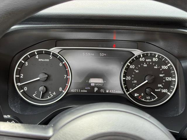 Used 2024 Nissan Rogue SV AWD/4WD image 11