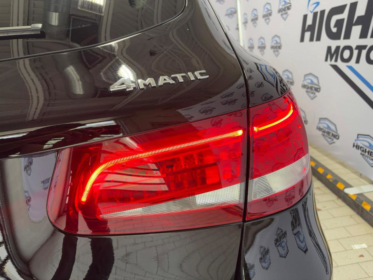 Used 2019 Mercedes-Benz GLC 300 4MATIC image 34