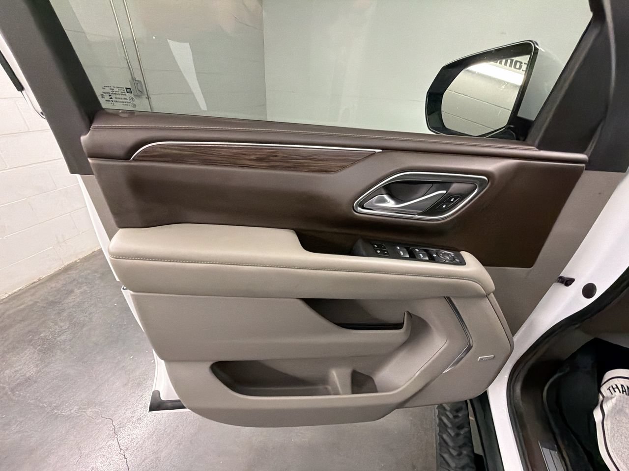 Used 2021 Chevrolet Tahoe Z71 AWD/4WD image 23