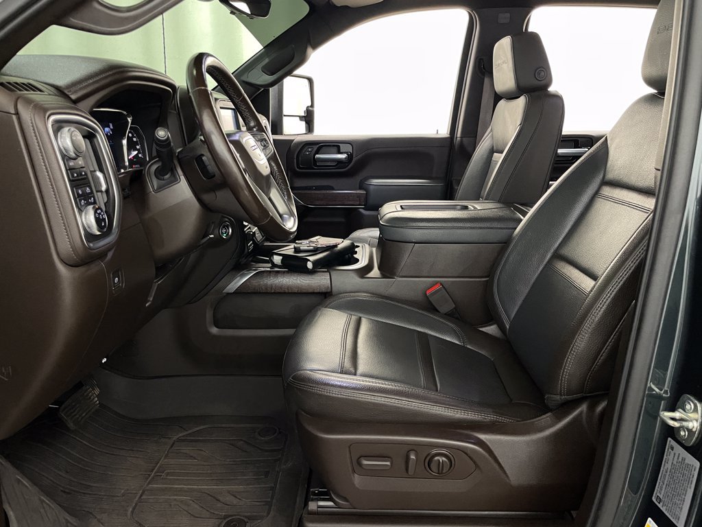 Certified 2022 GMC Sierra 2500 Denali w/ Denali Ultimate Package AWD/4WD image 9