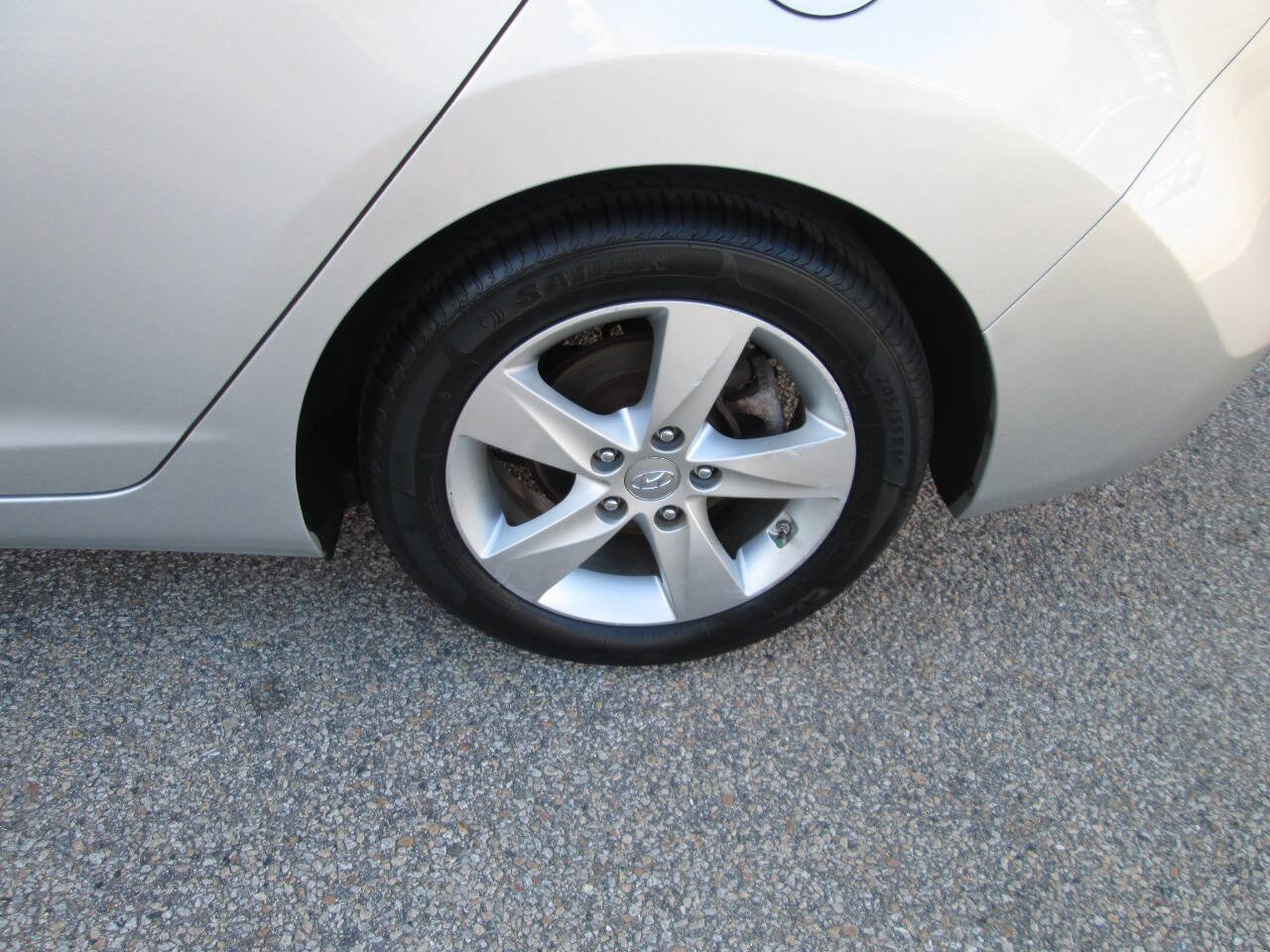 Used 2011 Hyundai Elantra GLS w/ Preferred Equipment Pkg 3 image 11