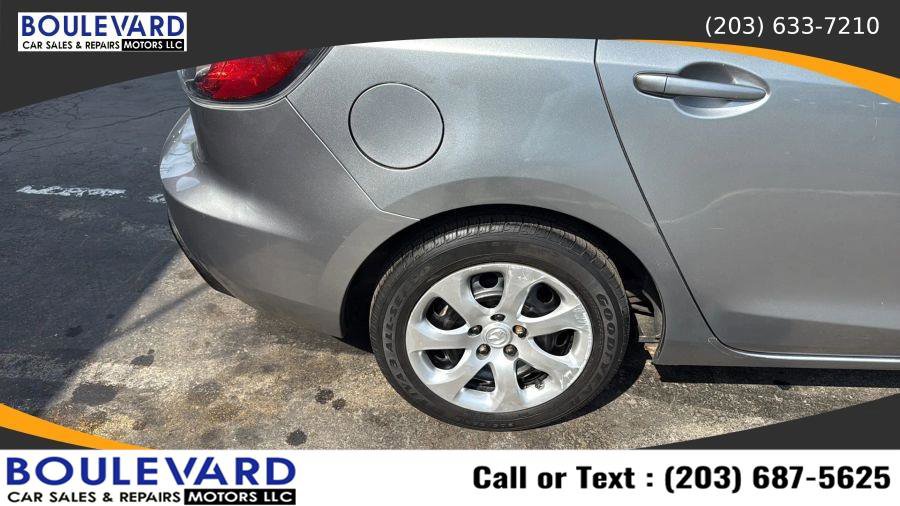 Used 2010 MAZDA MAZDA3 i Sport FWD image 8