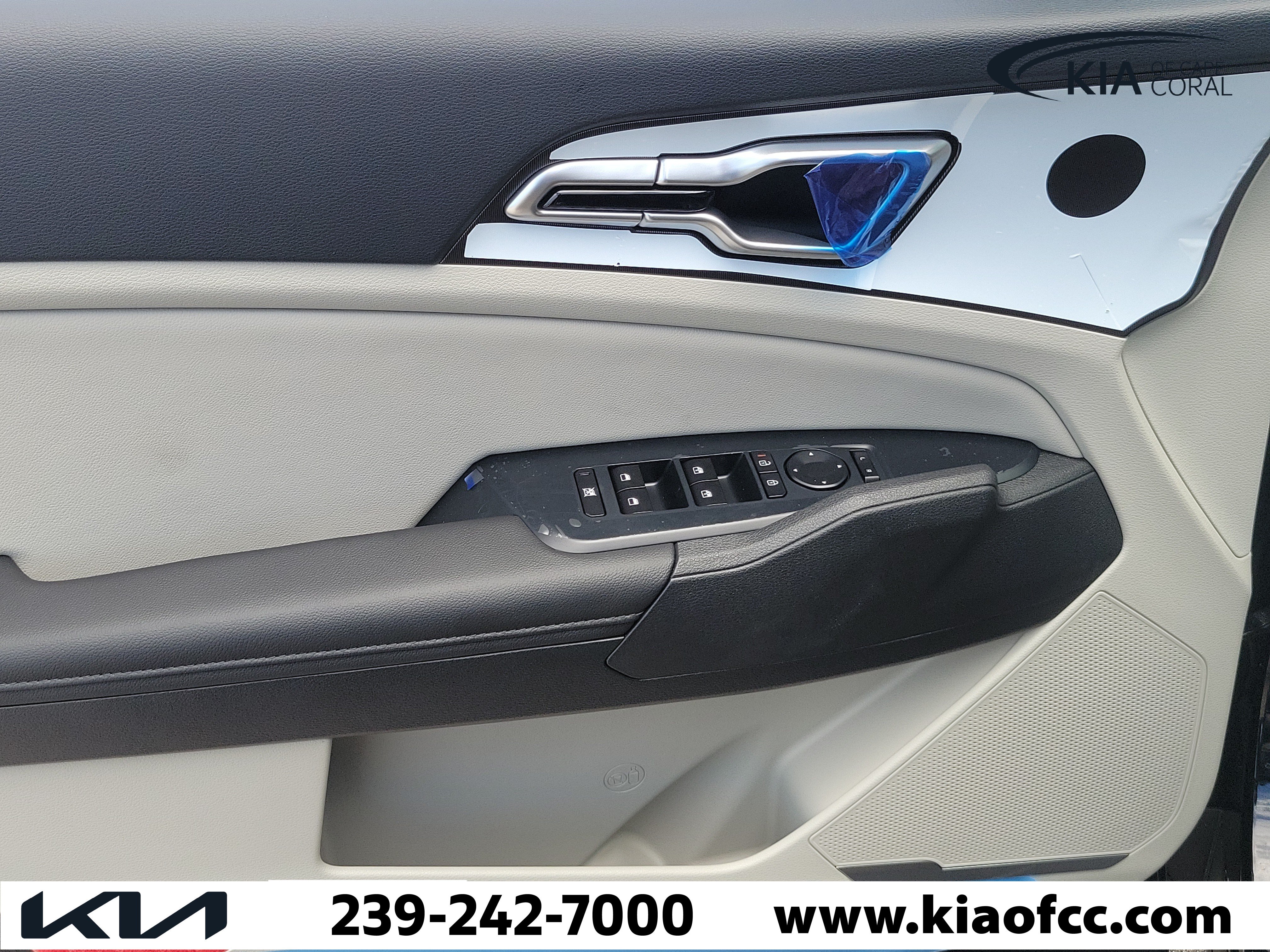 New 2026 Kia Sportage EX FWD image 23