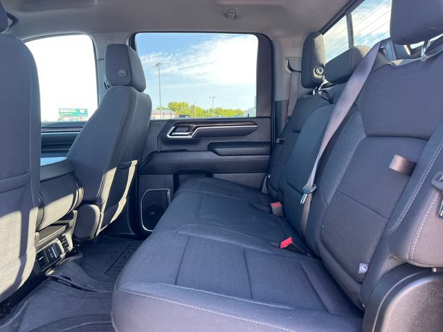 Used 2025 GMC Sierra 3500 SLE w/ SLE Value Package AWD/4WD image 5
