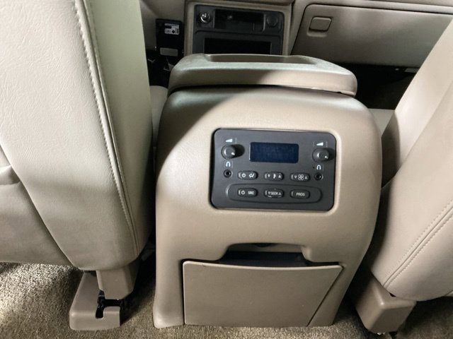 Used 2003 Chevrolet Tahoe LT AWD/4WD image 22