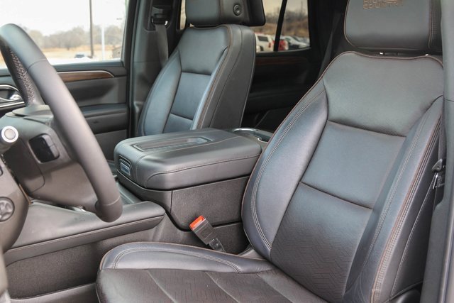 Used 2024 Chevrolet Tahoe High Country image 16