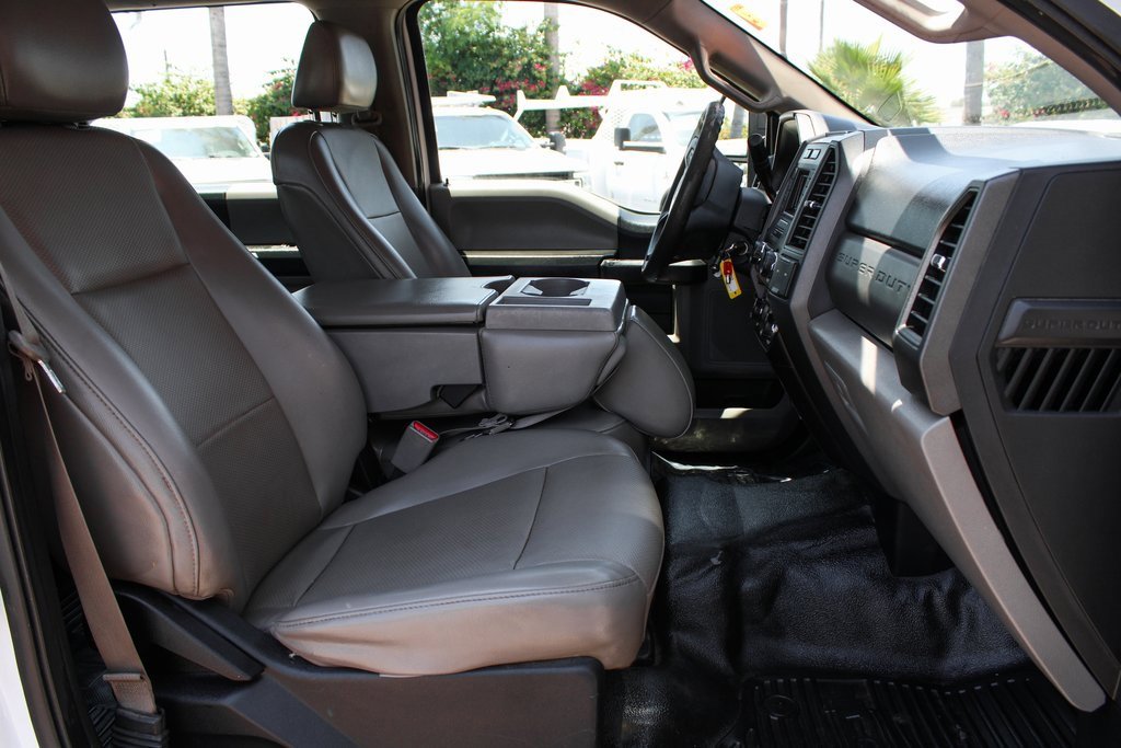 Used 2017 Ford F450 XL w/ Power Equipment Group image 36