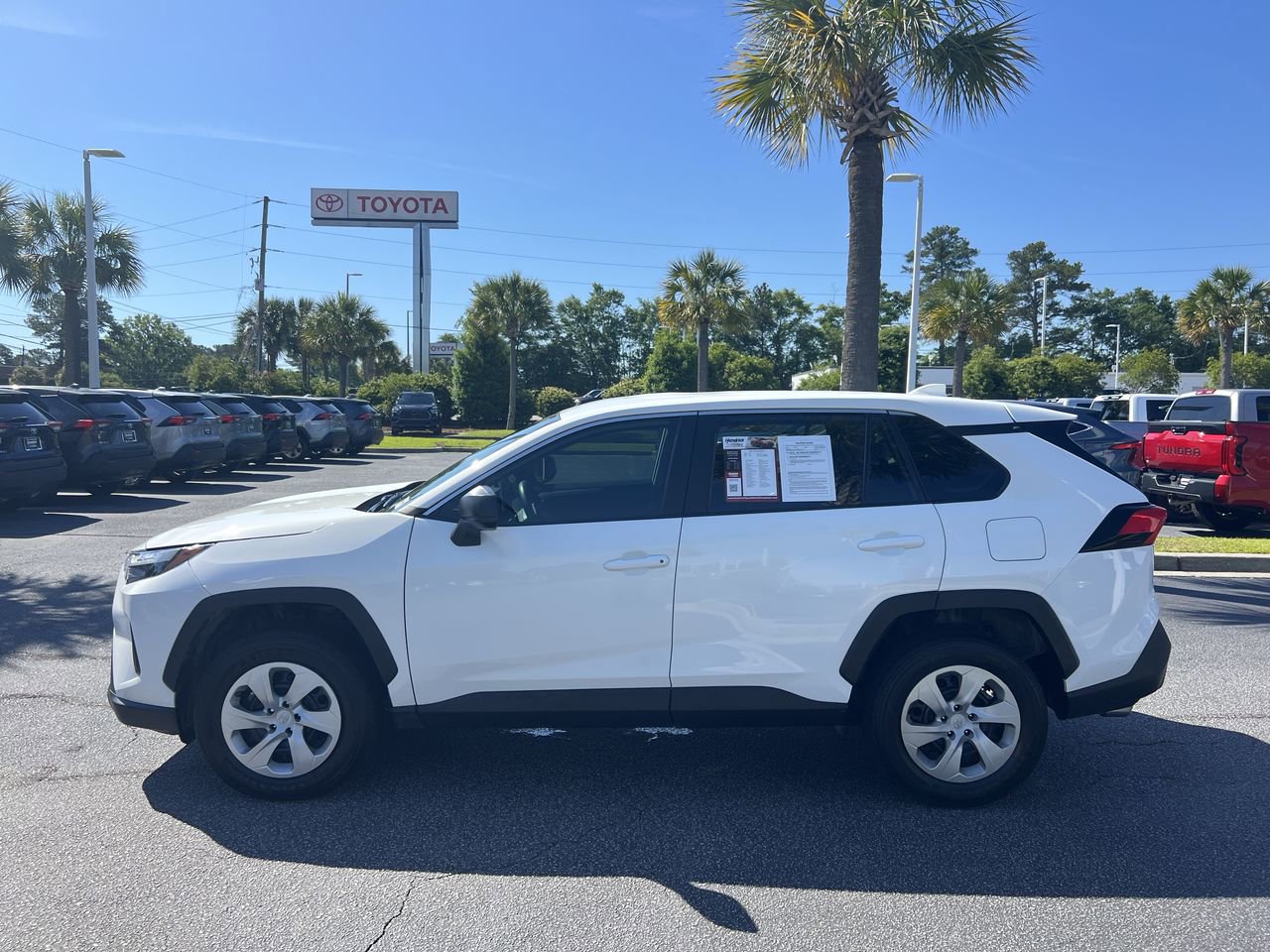 Used 2024 Toyota RAV4 LE FWD image 7