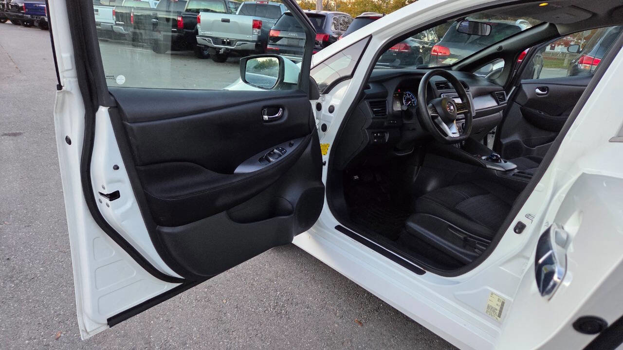 Used 2019 Nissan Leaf S w/ S Charge Package image 22