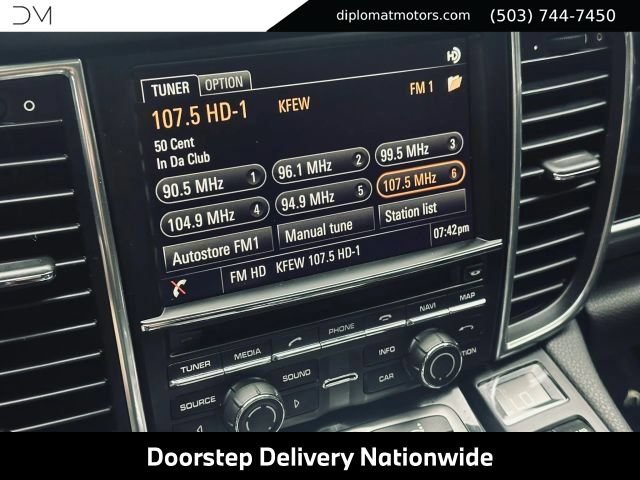 Used 2014 Porsche Panamera 4 AWD/4WD image 36