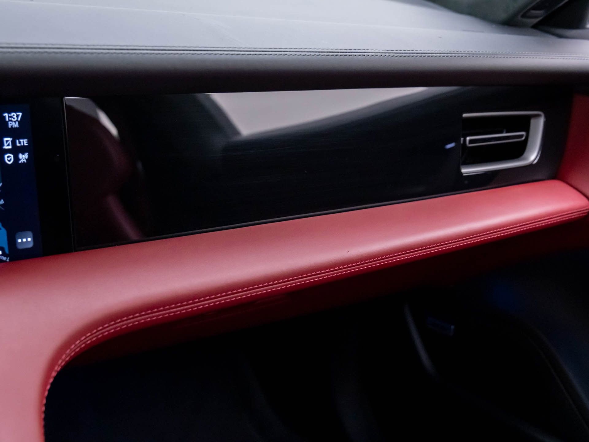 Certified 2023 Porsche Taycan Turbo S image 27