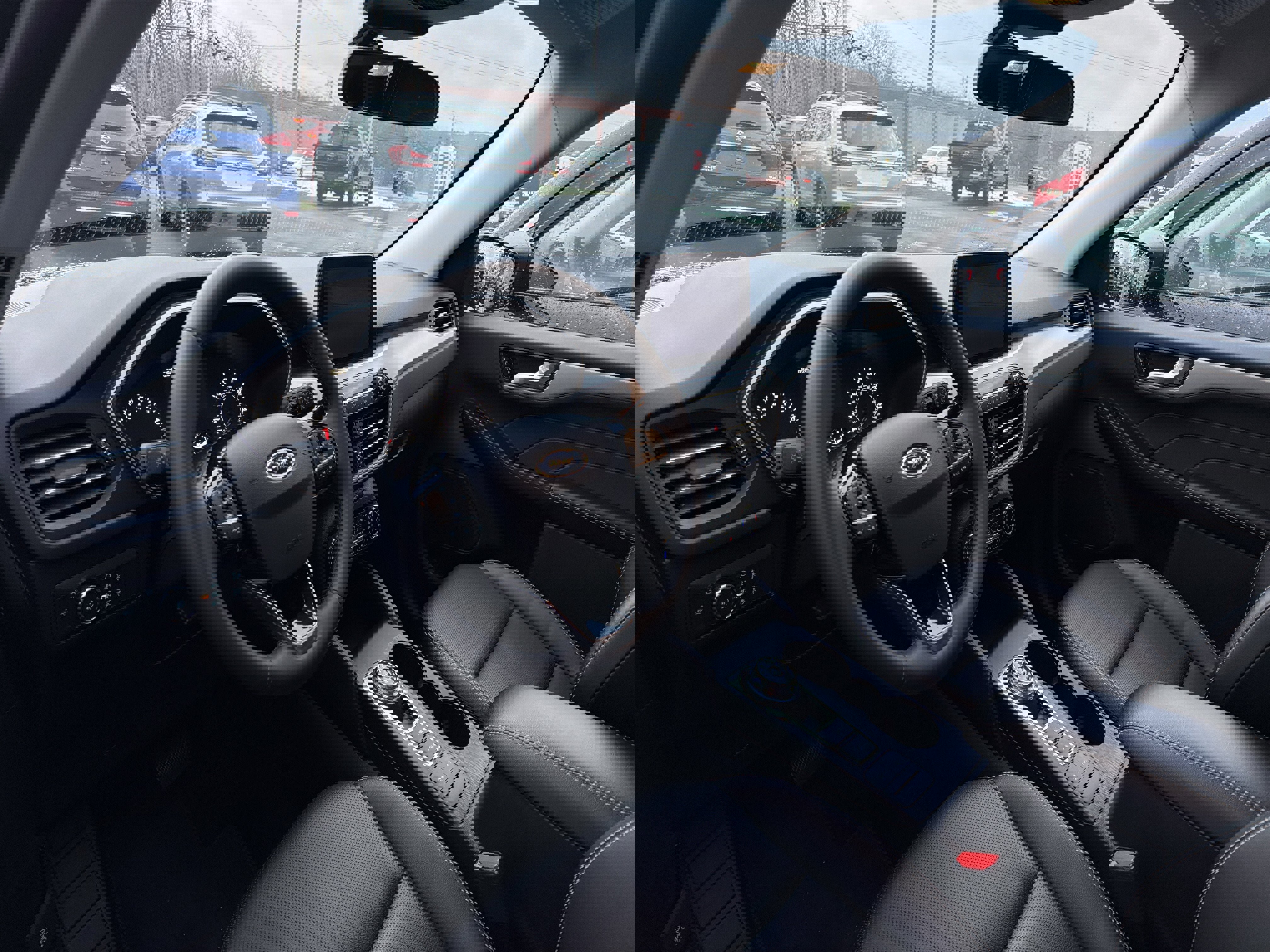 Used 2022 Ford Escape SEL image 9