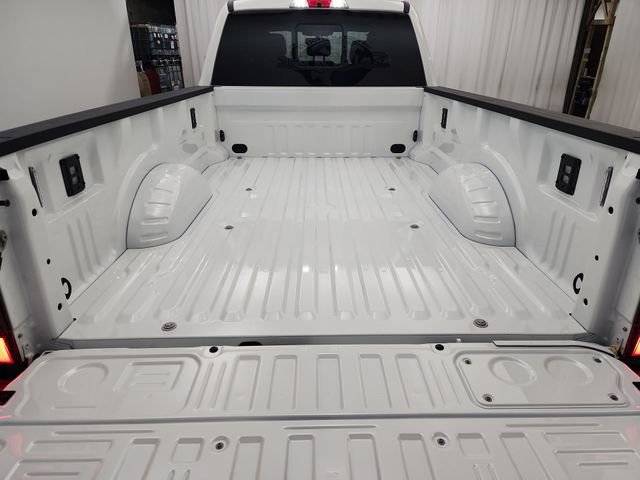 New 2026 Ford F250 Platinum image 22