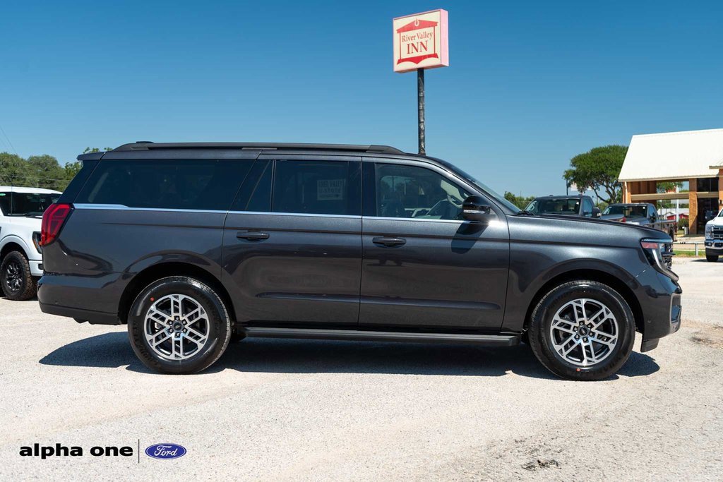 New 2025 Ford Expedition Max Active image 4