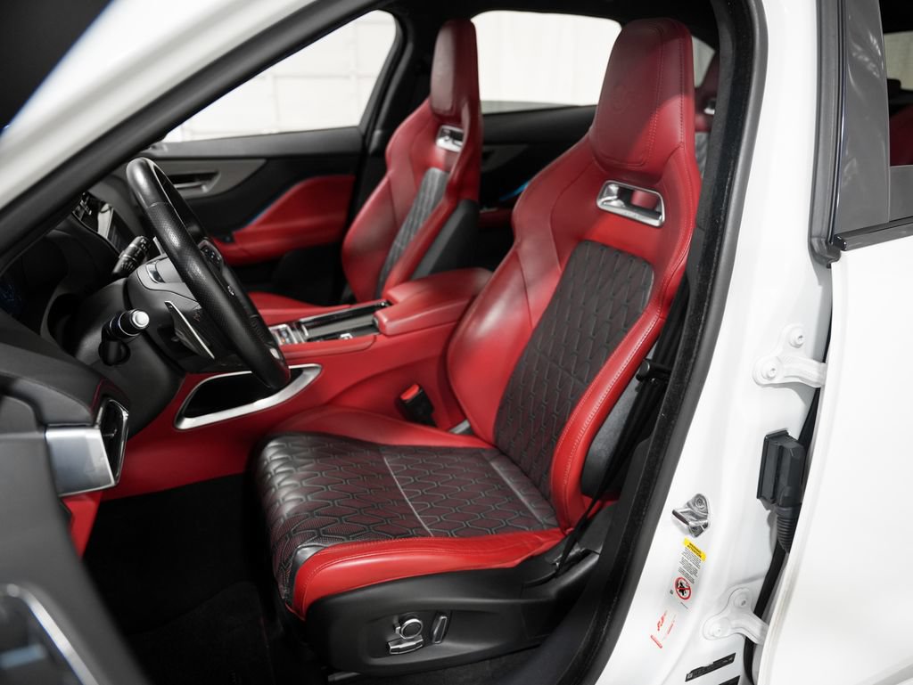 Used 2020 Jaguar F-PACE SVR AWD/4WD image 10