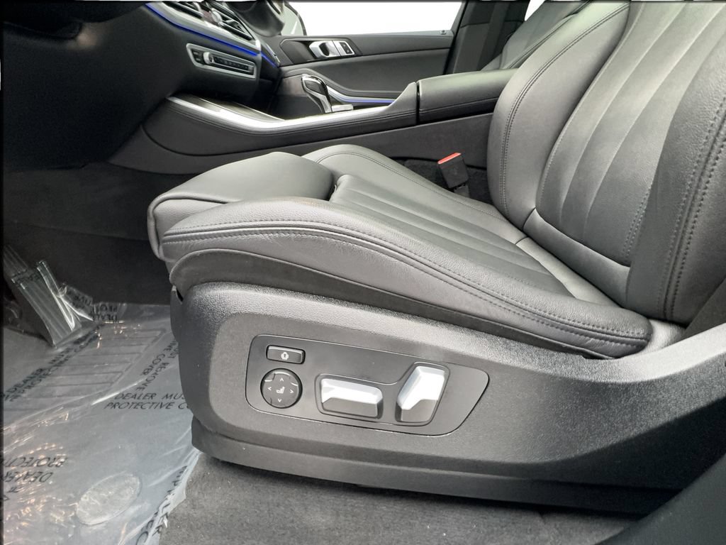 Used 2022 BMW X5 sDrive40i w/ Premium Package RWD image 21