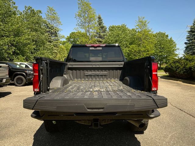 Used 2024 Chevrolet Silverado 2500 ZR2 w/ Technology Package AWD/4WD image 27