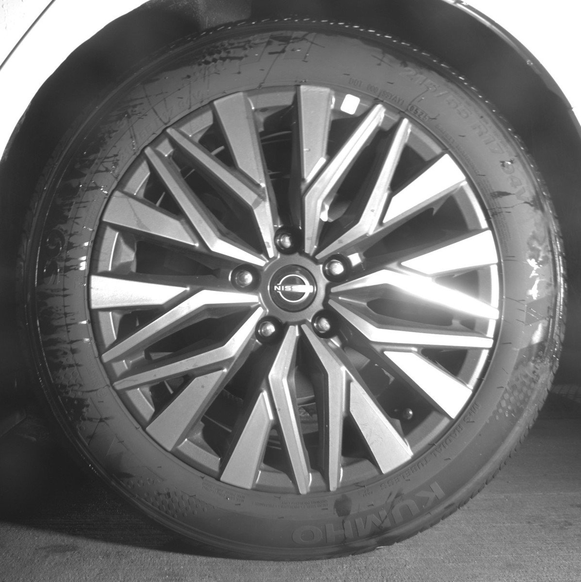 Used 2025 Nissan Altima 2.5 SV image 14