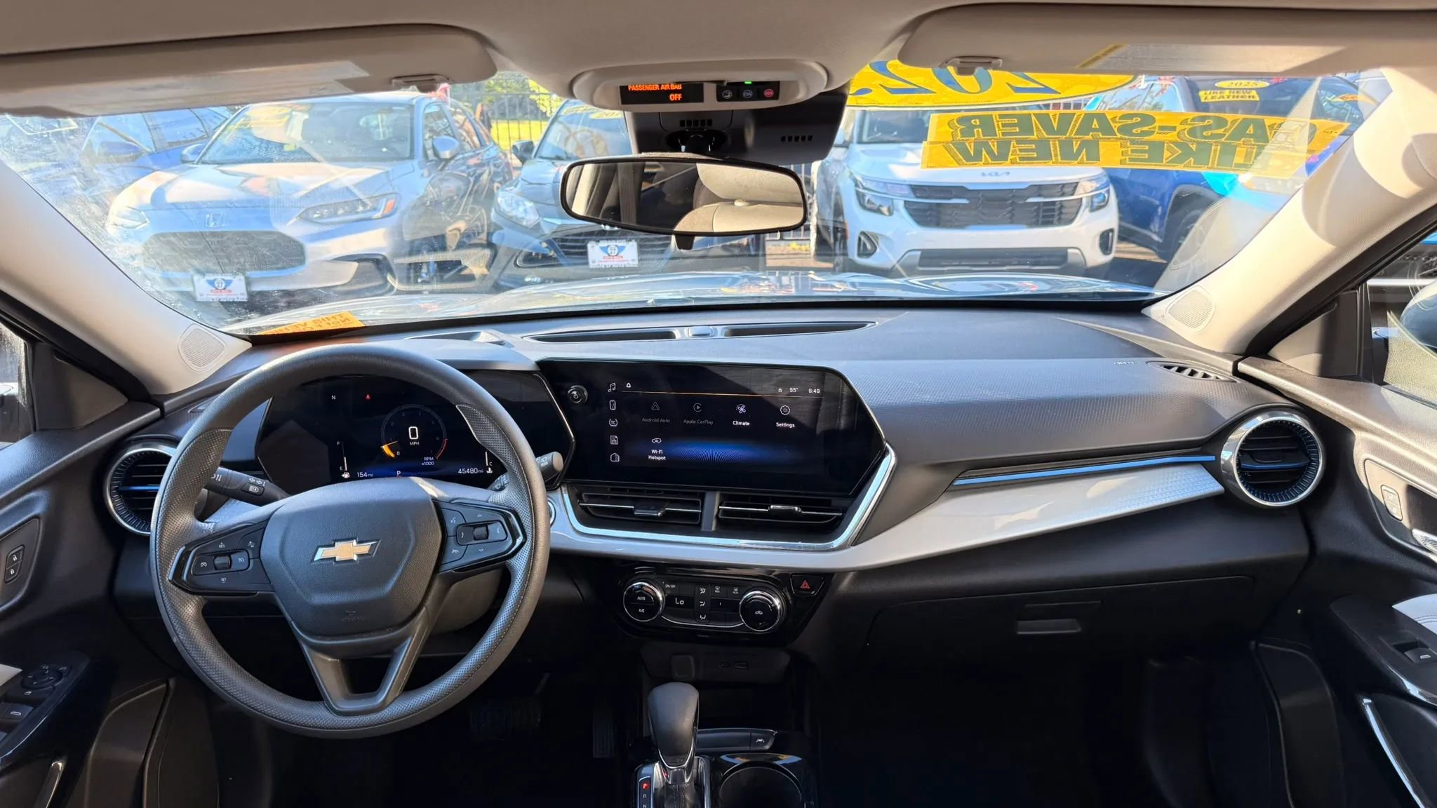 Used 2025 Chevrolet Trax LT FWD image 15