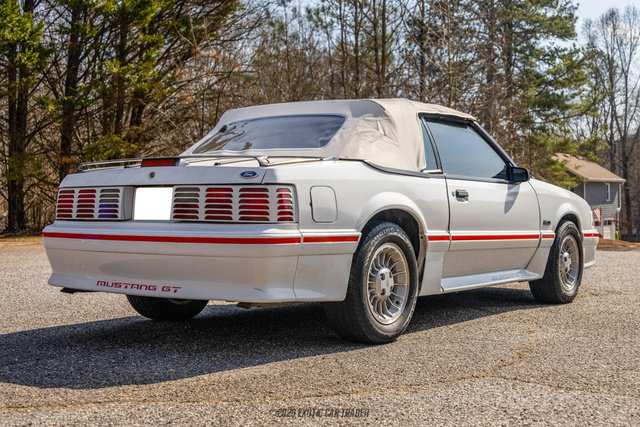 Used 1987 Ford Mustang GT RWD image 17