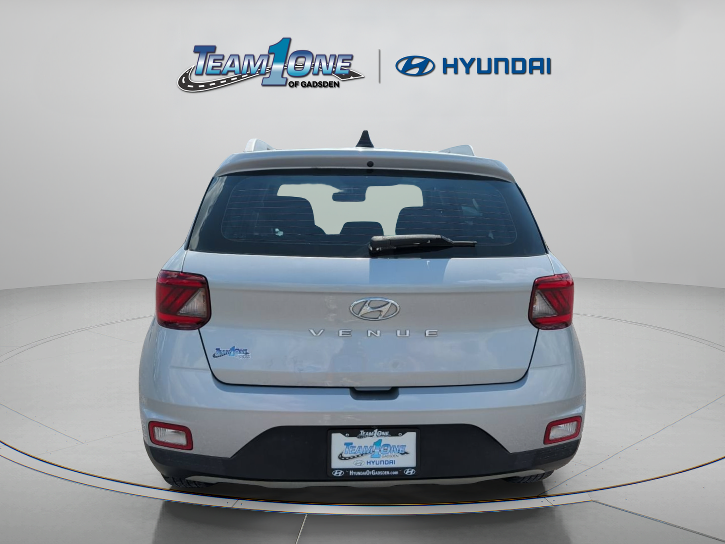 Used 2022 Hyundai Venue SEL FWD image 7