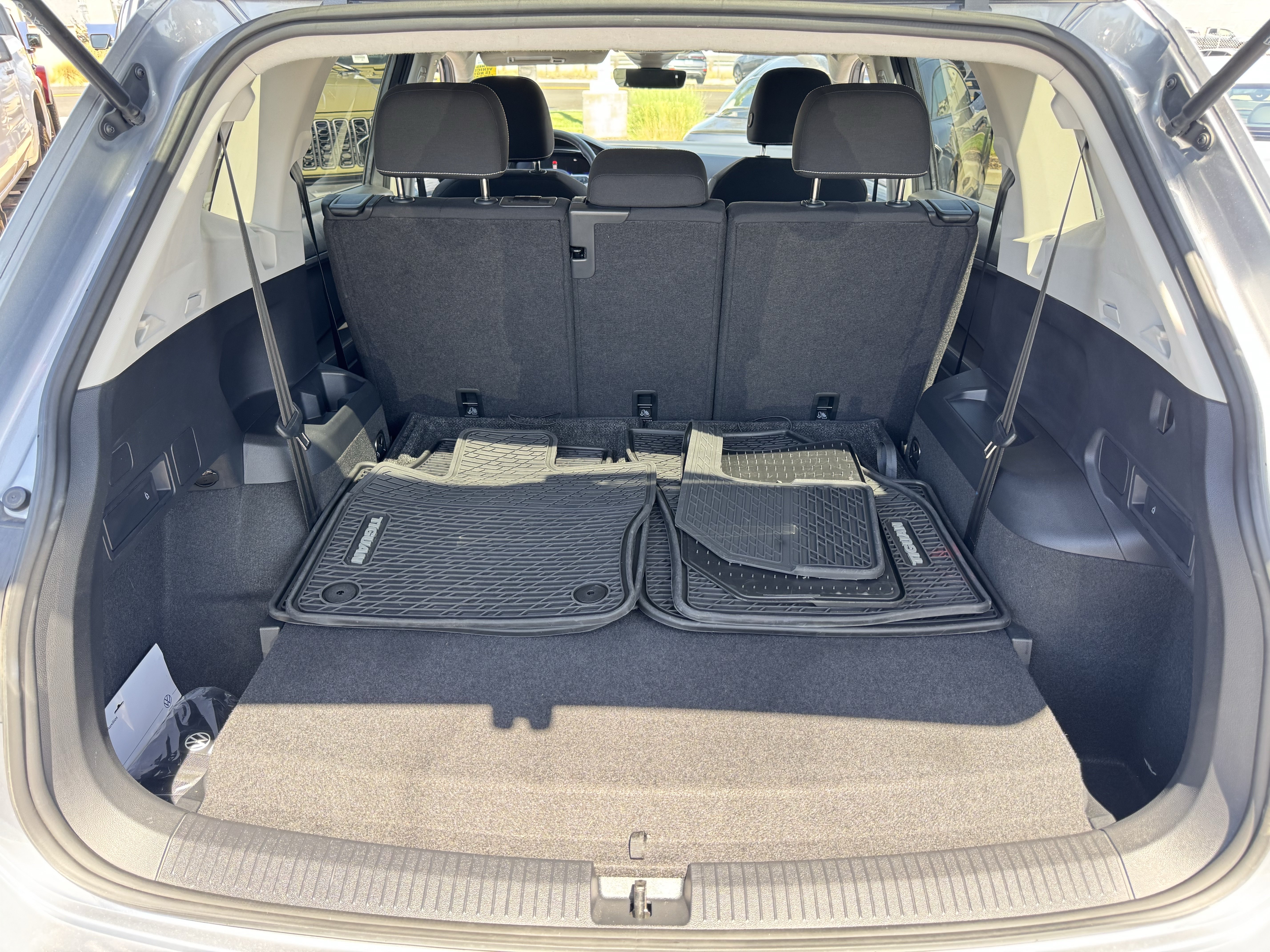 Used 2024 Volkswagen Tiguan S FWD image 35