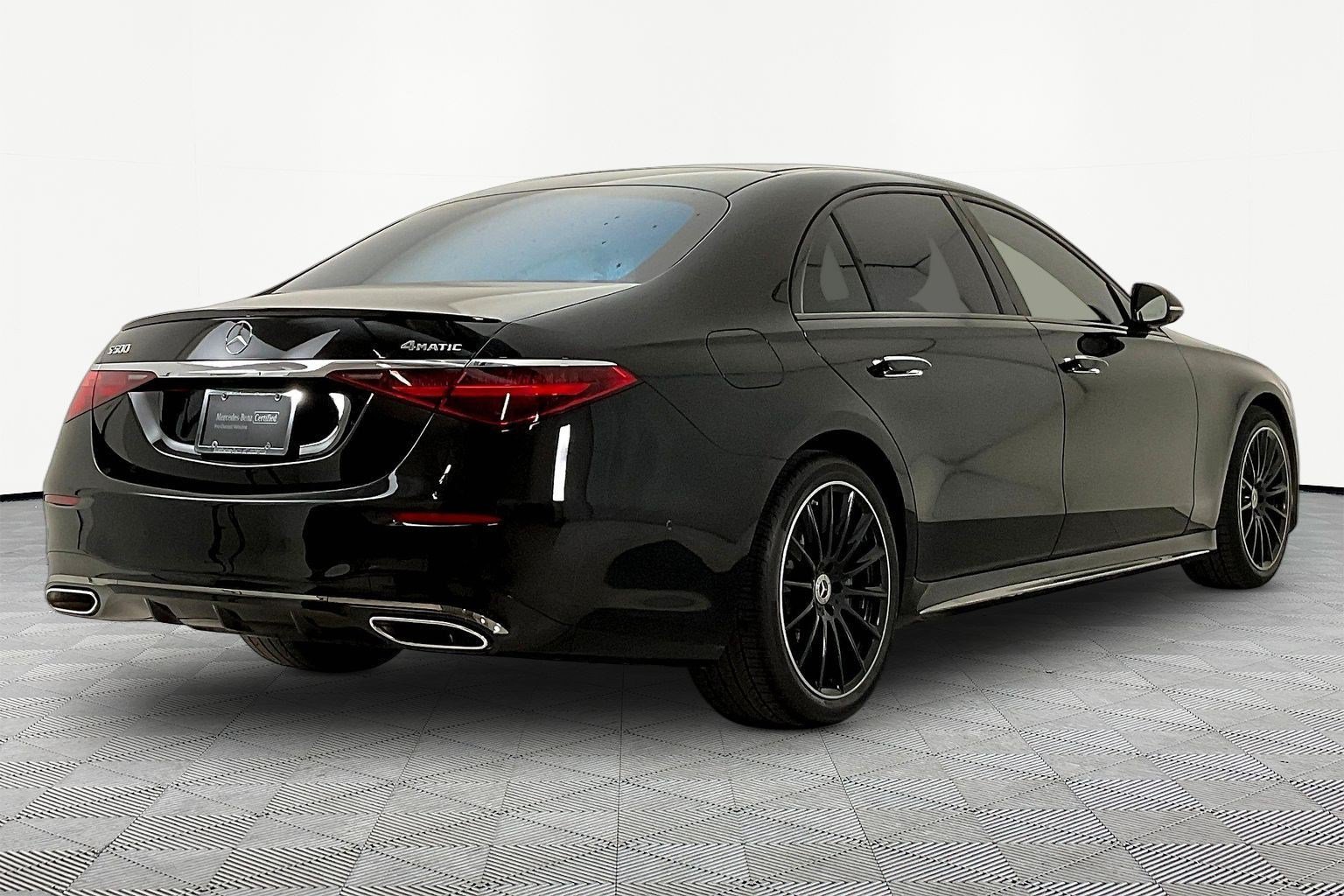 Certified 2023 Mercedes-Benz S 500 4MATIC w/ AMG Line image 6