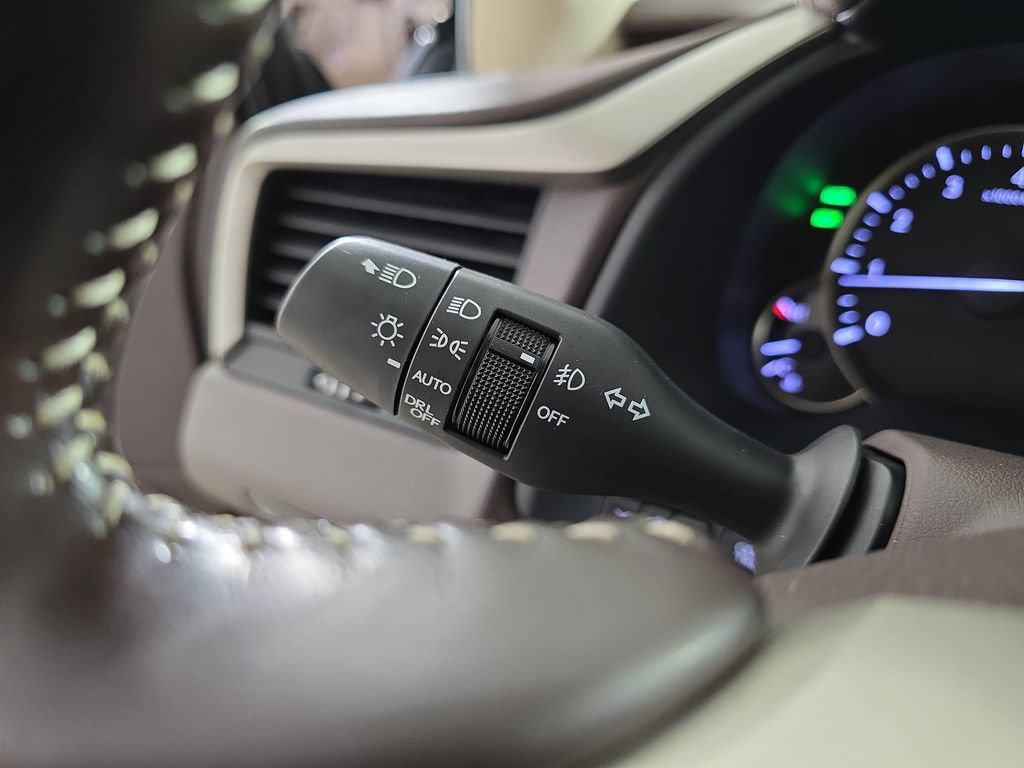 Used 2019 Lexus RX 350L AWD image 30
