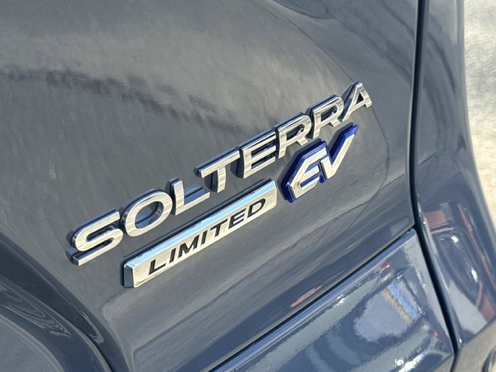 Used 2023 Subaru Solterra AWD image 8