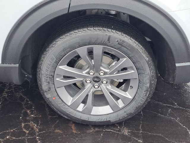 New 2026 Ford Explorer Active w/ Active Comfort Package image 28
