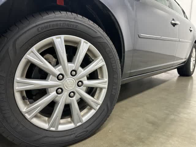 Used 2009 Buick Lucerne CX FWD image 27