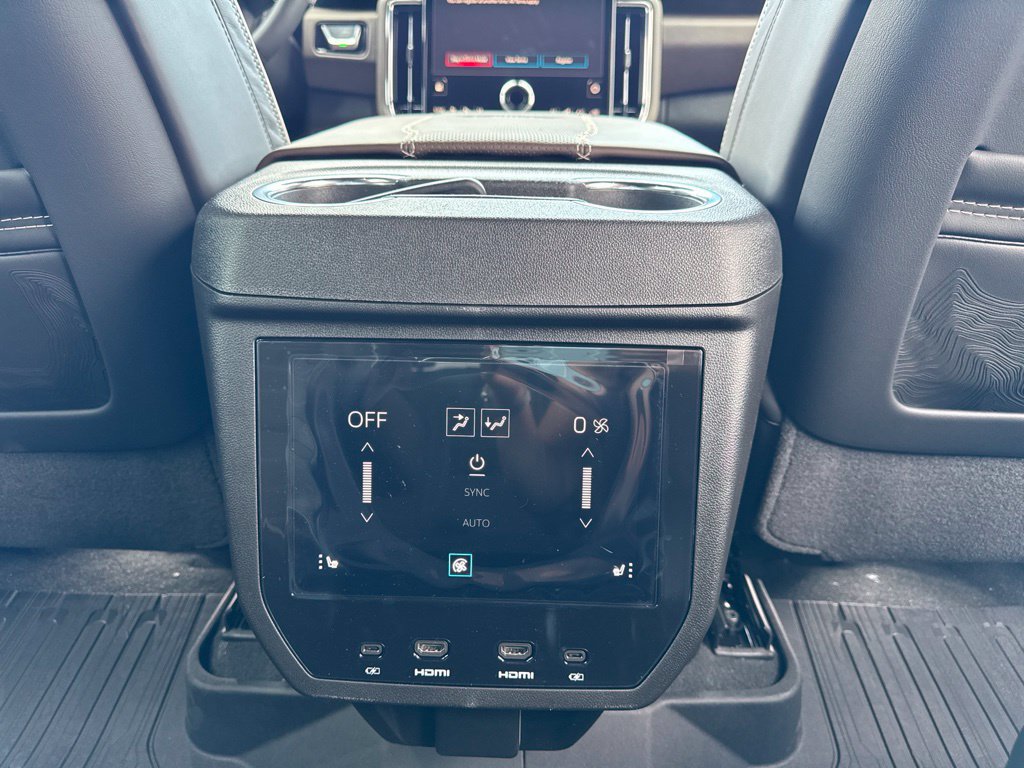 New 2026 GMC Yukon XL Denali Ultimate w/ LPO, Illumination Package AWD/4WD image 26