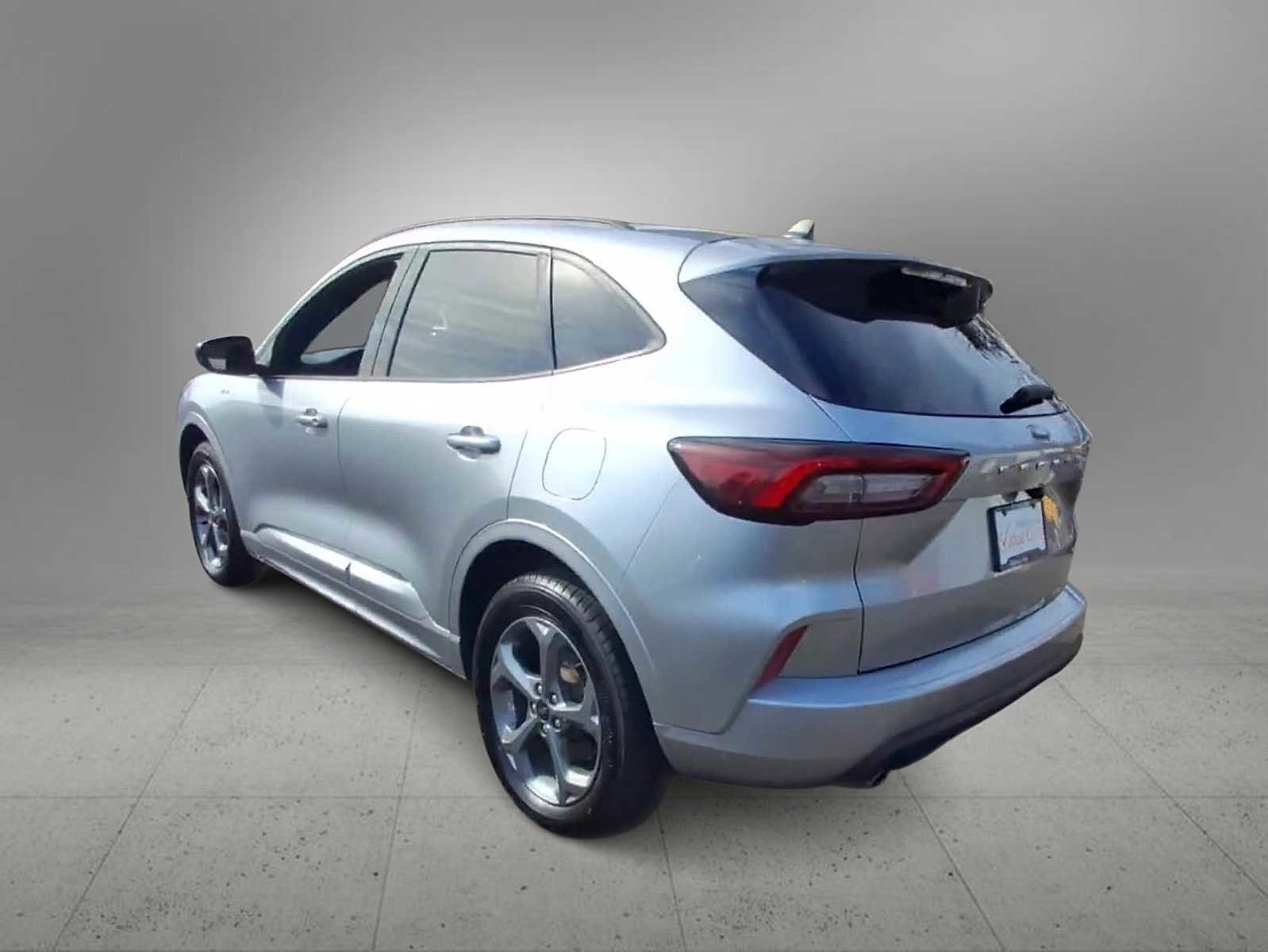 Used 2023 Ford Escape ST-Line image 6