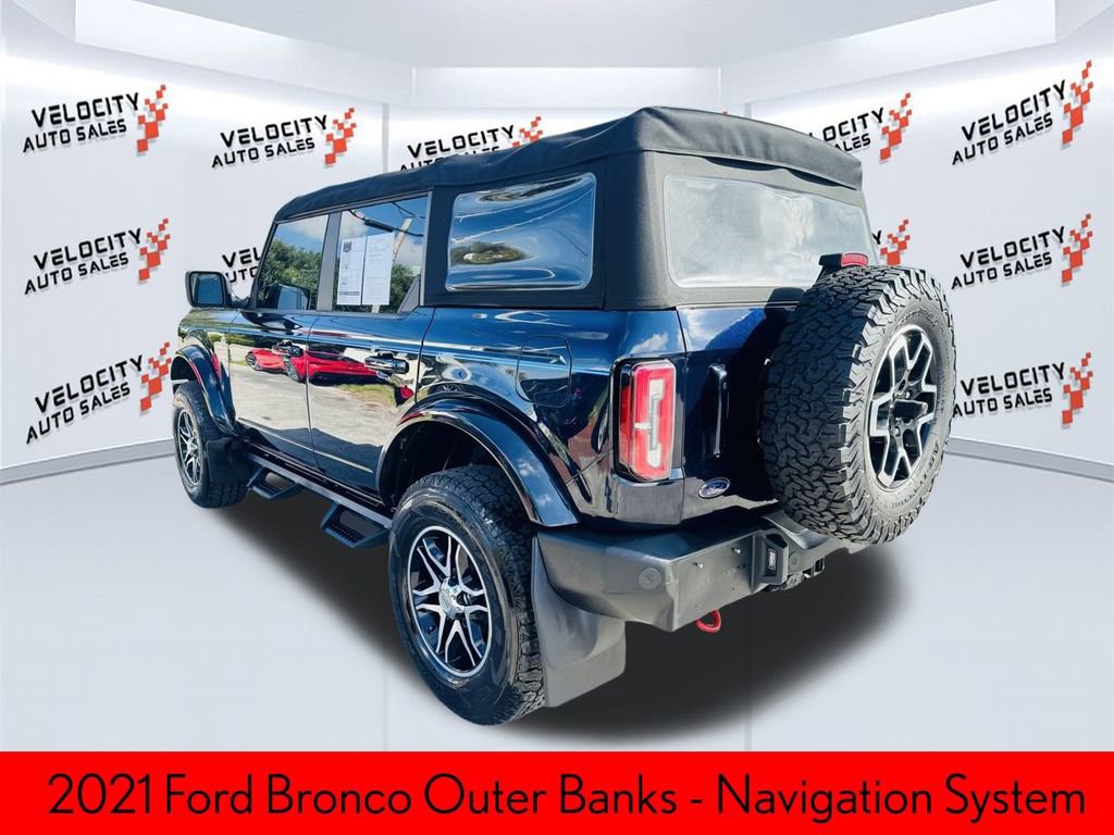 Used 2021 Ford Bronco Outer Banks image 5