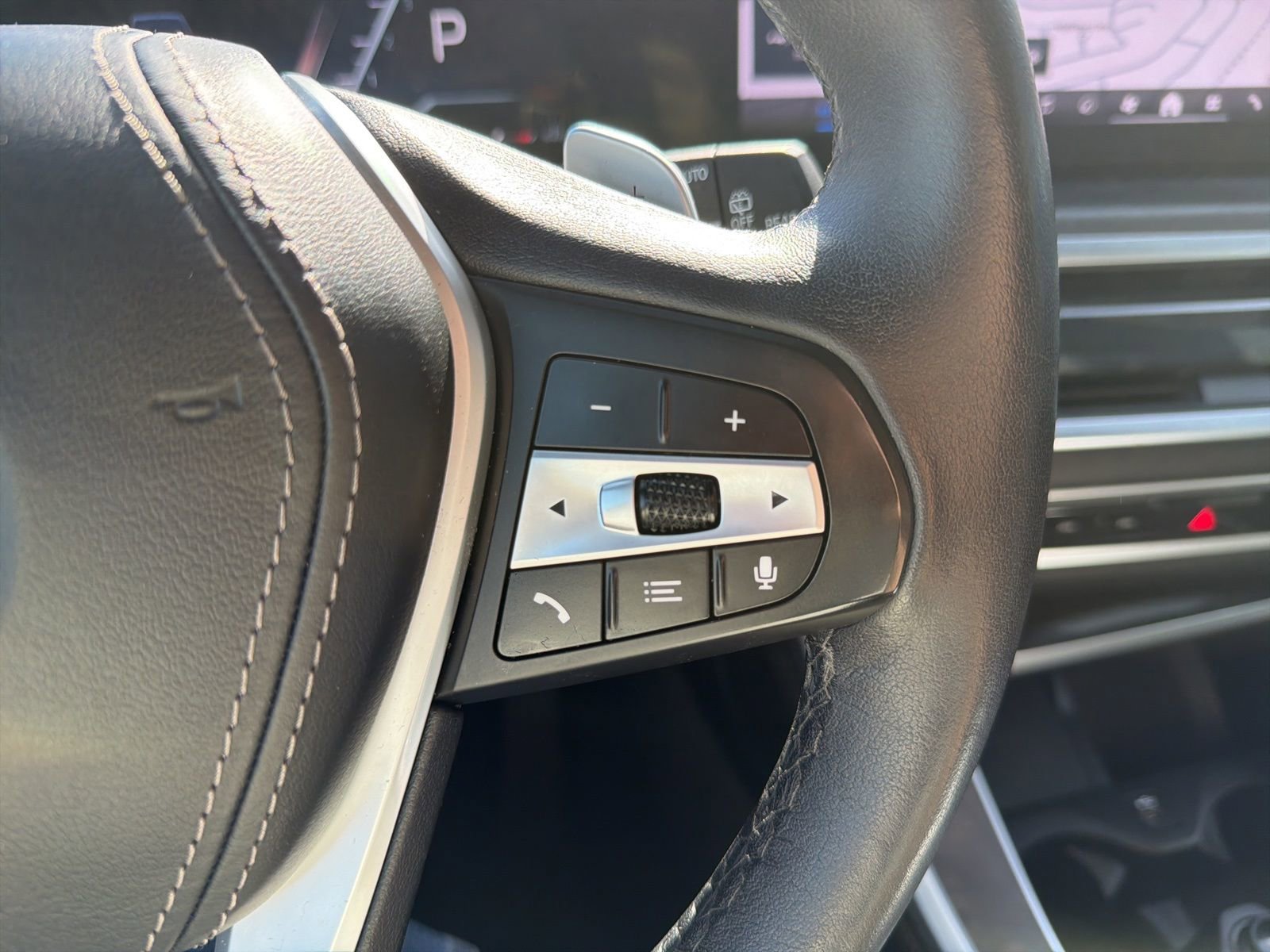 Used 2024 BMW X5 xDrive40i w/ Premium Package image 52