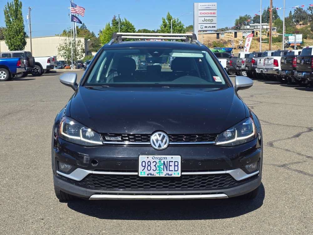 Used 2018 Volkswagen Golf Alltrack SEL AWD/4WD image 12