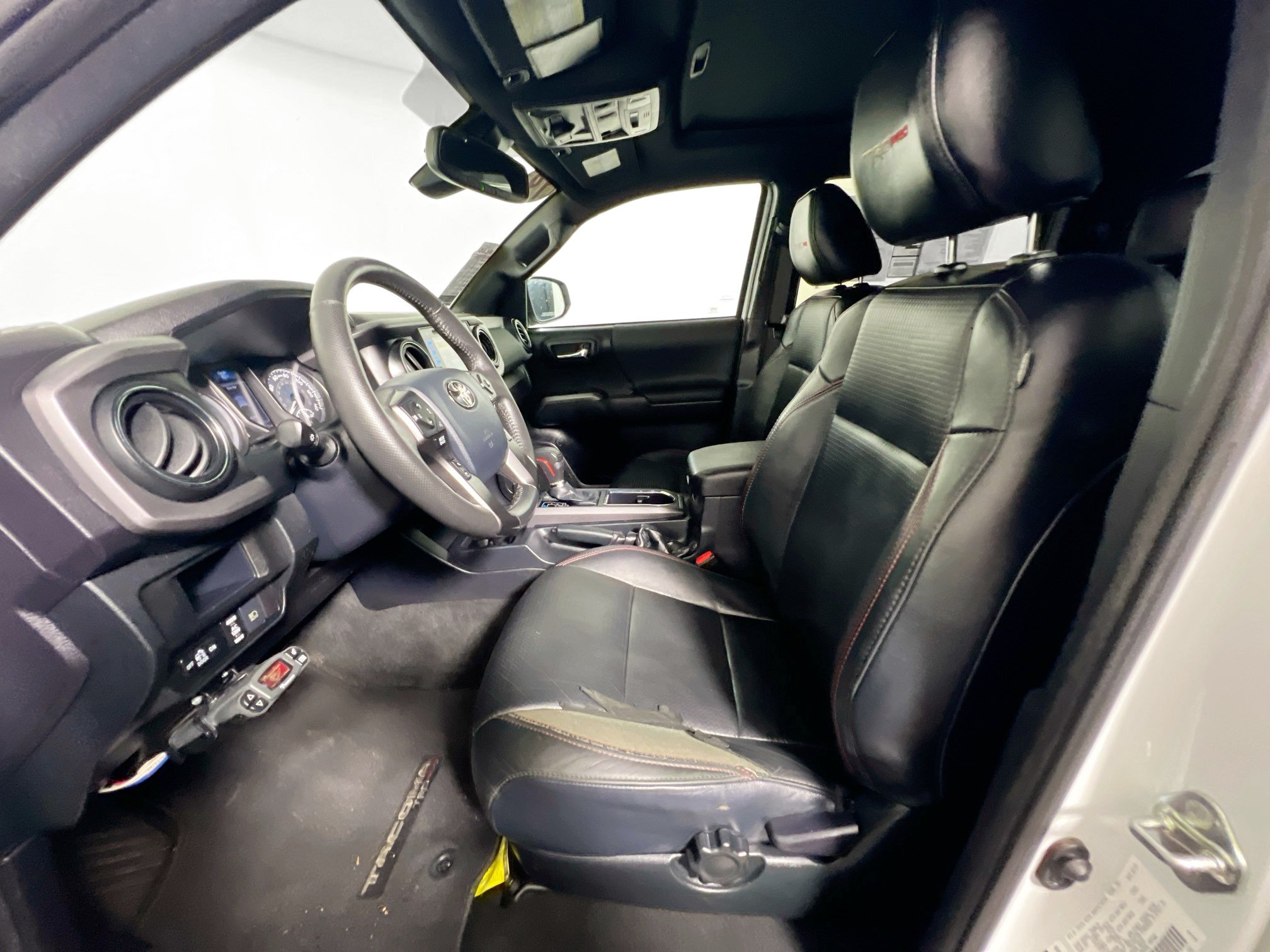 Used 2019 Toyota Tacoma TRD Pro AWD/4WD image 14
