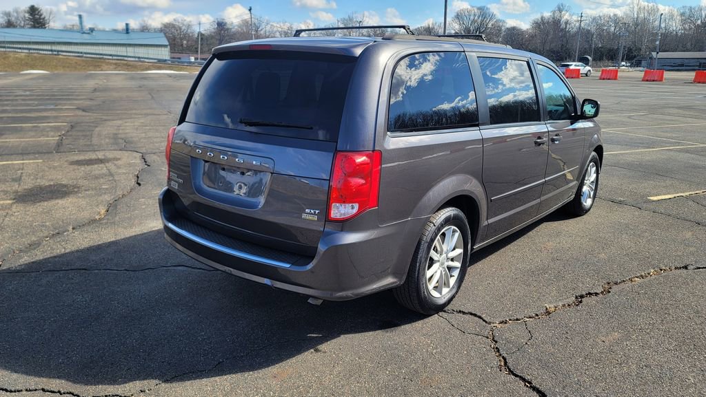 Used 2015 Dodge Grand Caravan SXT FWD image 13