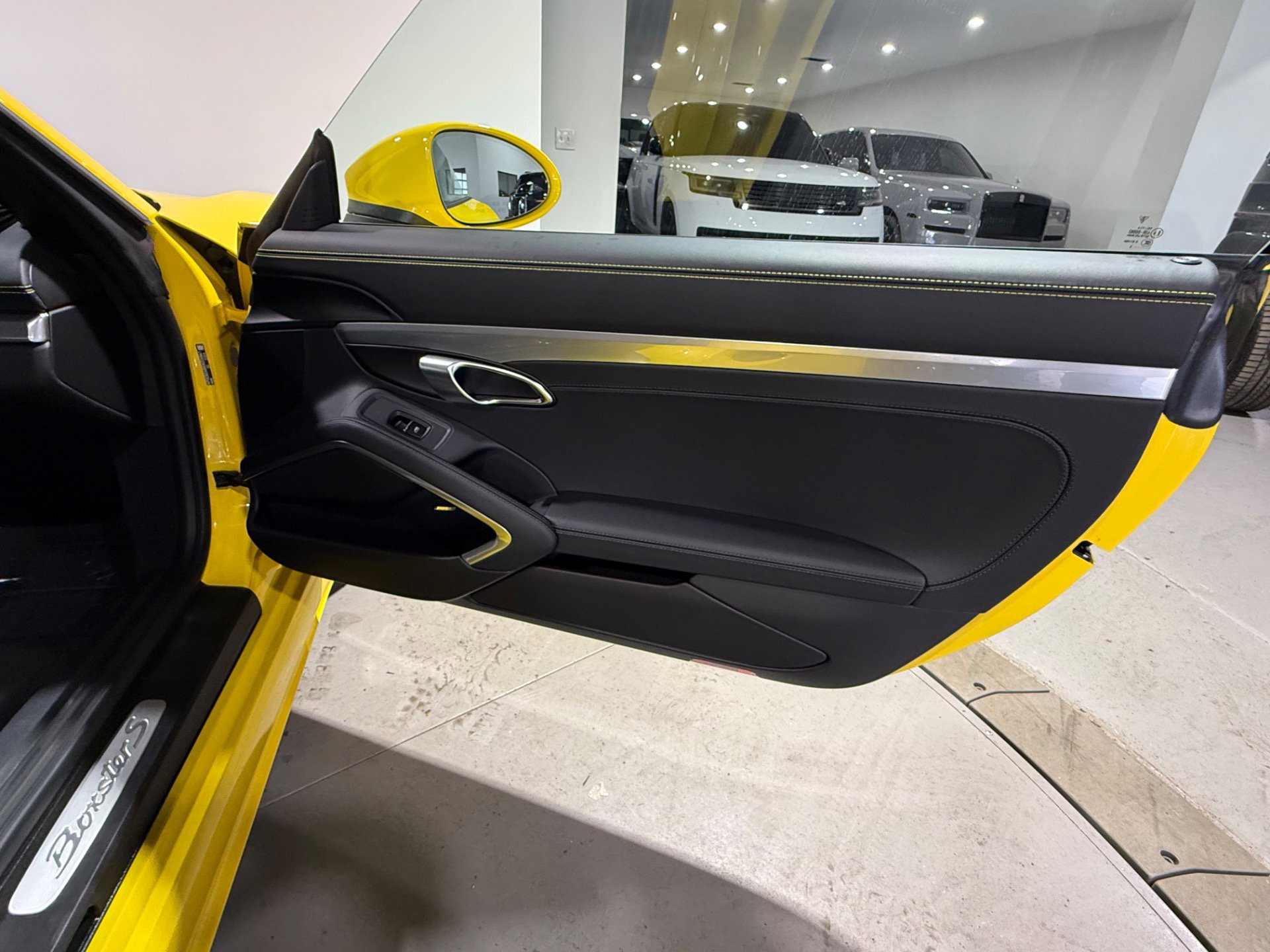 Used 2025 Porsche 718 Boxster S image 61
