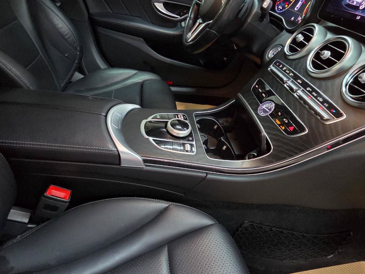 Used 2020 Mercedes-Benz C 300 4MATIC Sedan image 28