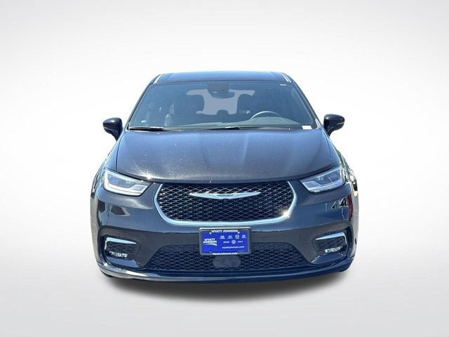 Used 2025 Chrysler Pacifica Select FWD image 10