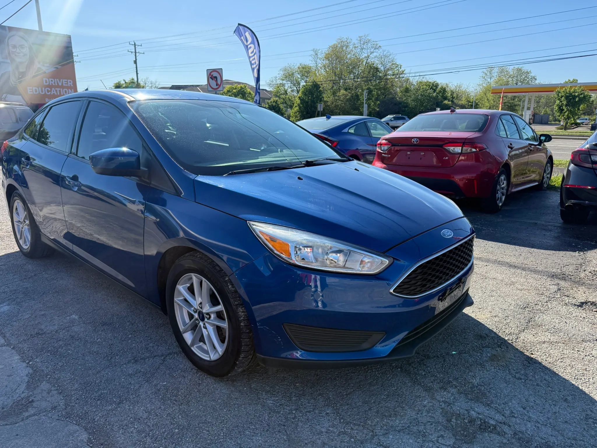 Used 2018 Ford Focus SE FWD image 4