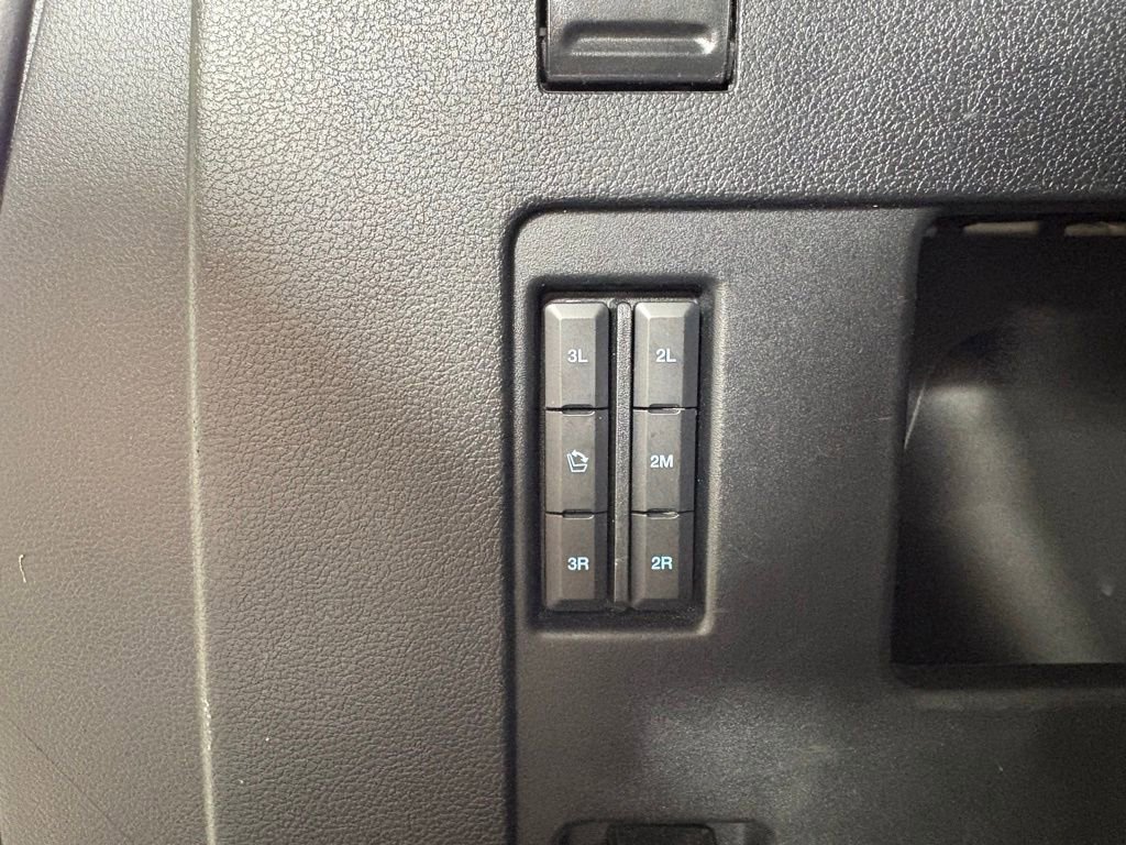 Used 2020 Ford Expedition XLT w/ Equipment Group 202A RWD image 56