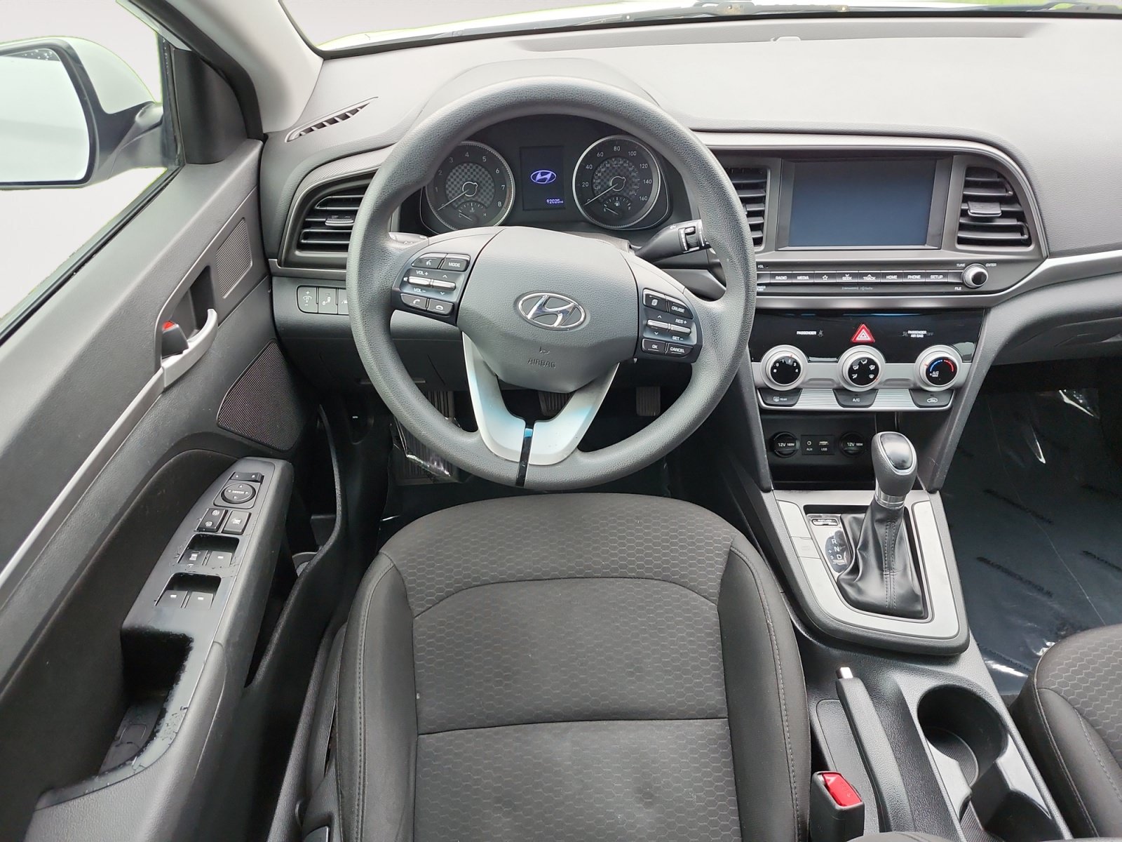 Used 2019 Hyundai Elantra SEL w/ Cargo Package FWD image 10