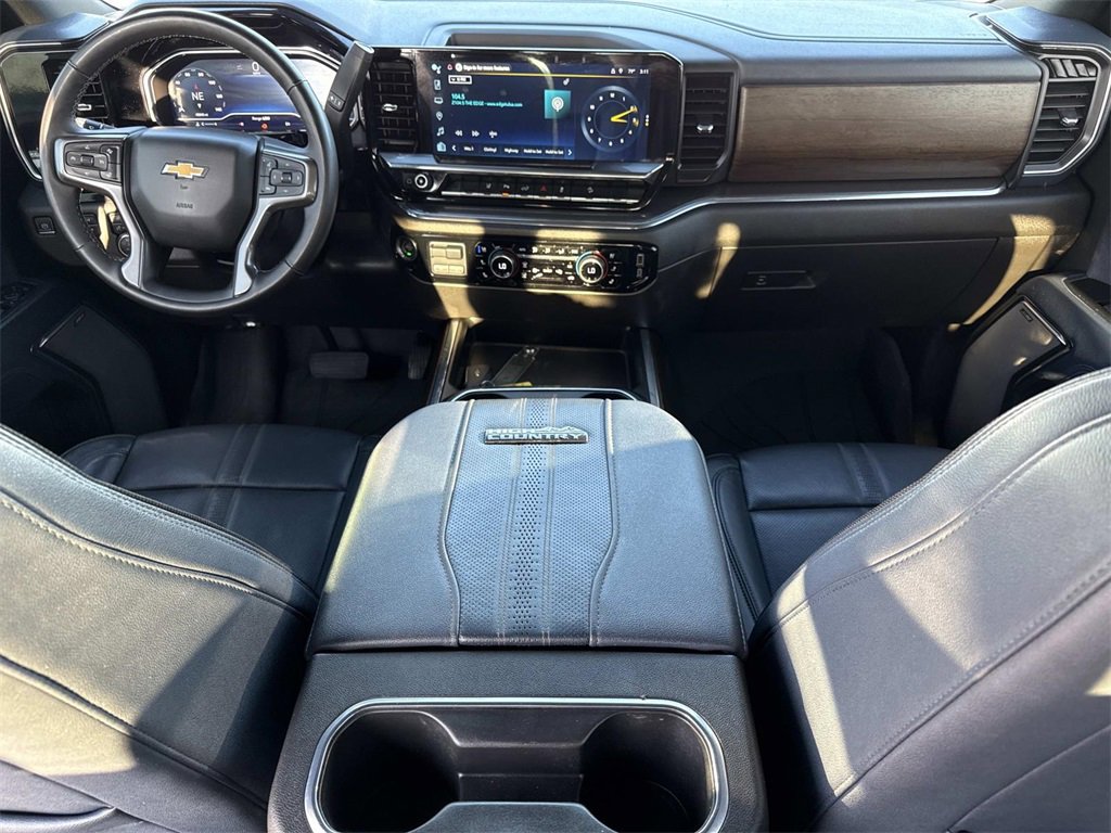 Used 2024 Chevrolet Silverado 2500 High Country w/ Technology Package image 21
