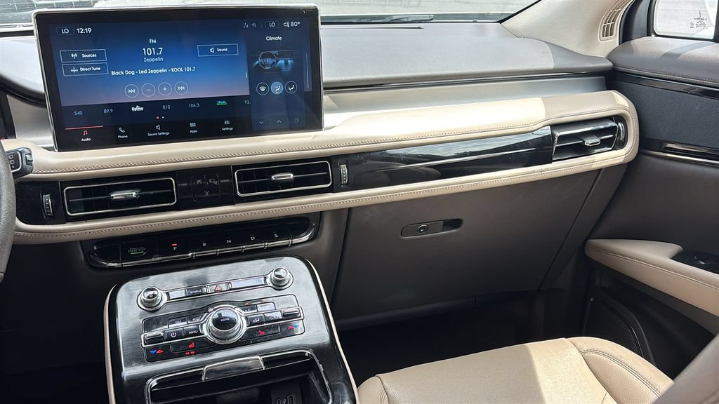 Used 2021 Lincoln Nautilus AWD image 8