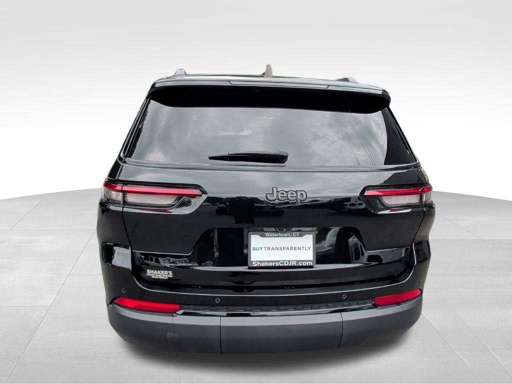 Certified 2023 Jeep Grand Cherokee L Altitude AWD/4WD image 4