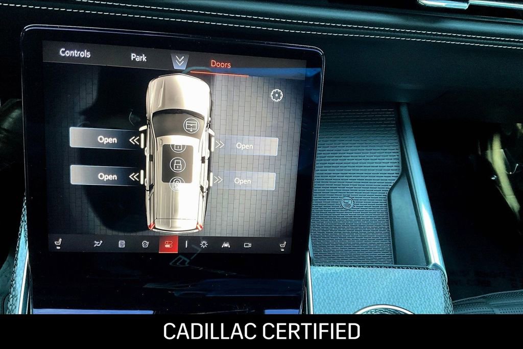 Used 2025 Cadillac Escalade ESV V w/ LPO, ONYX Package image 33