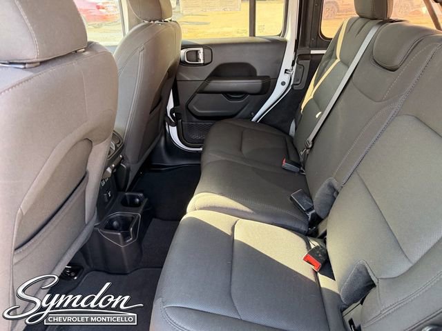 Used 2020 Jeep Wrangler Unlimited Sahara image 17